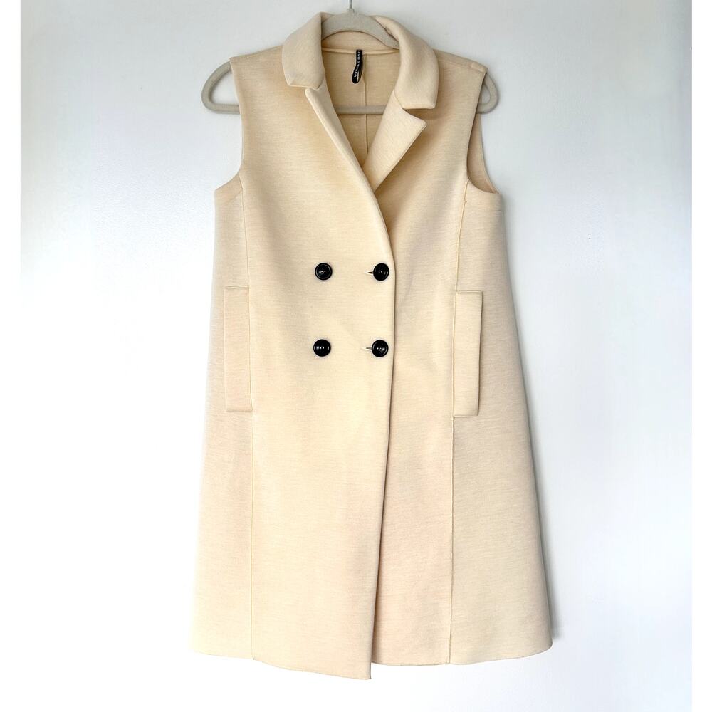 EUC Liviana Conti Cream Double-Breasted Sleeveless Jacket Vest Scuba‎ Knit Modal